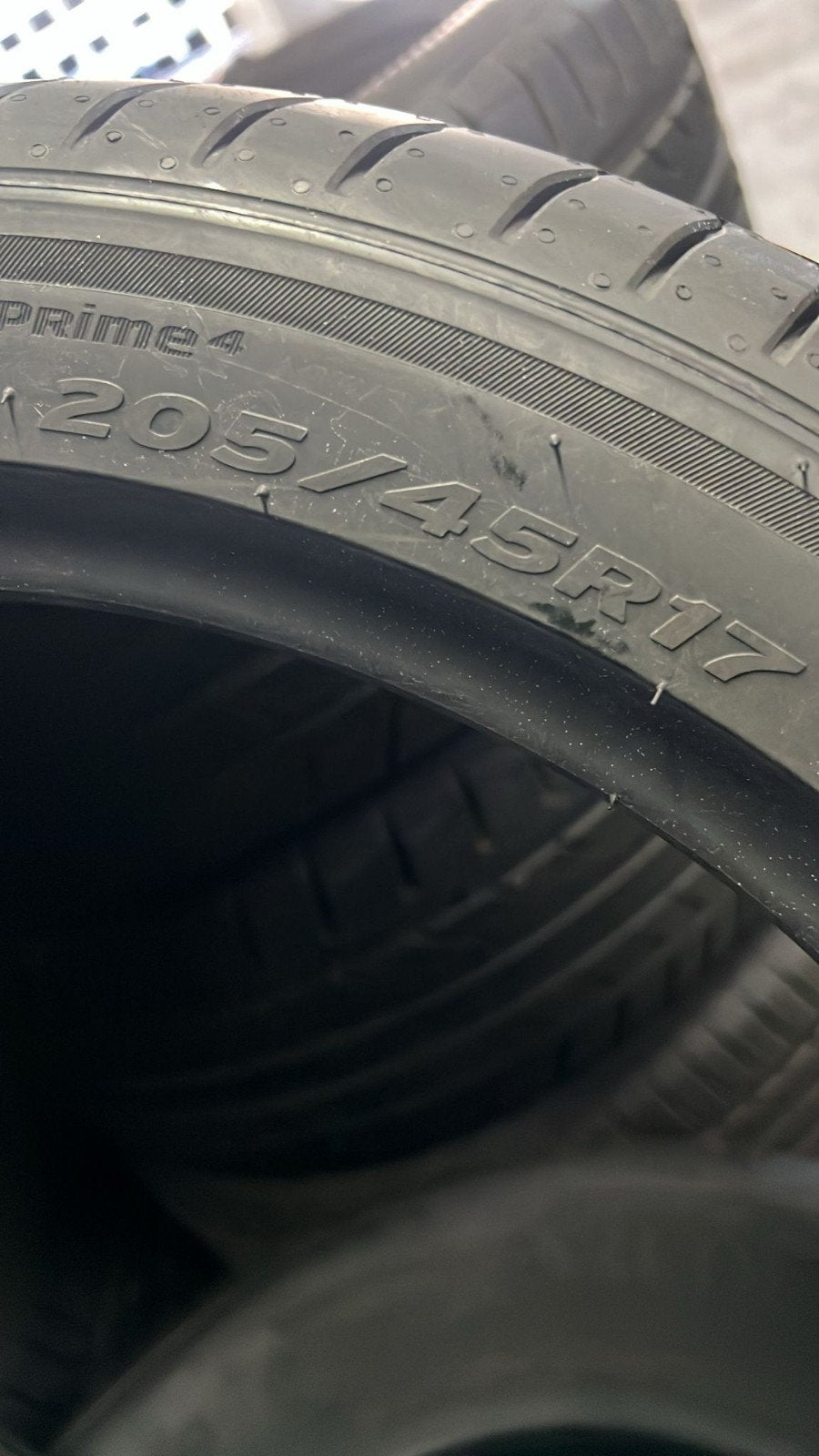 20545r17 205 45 r17 205/45/17 Hankook Nouveau avec montage, Autos : Pièces & Accessoires, Enlèvement ou Envoi