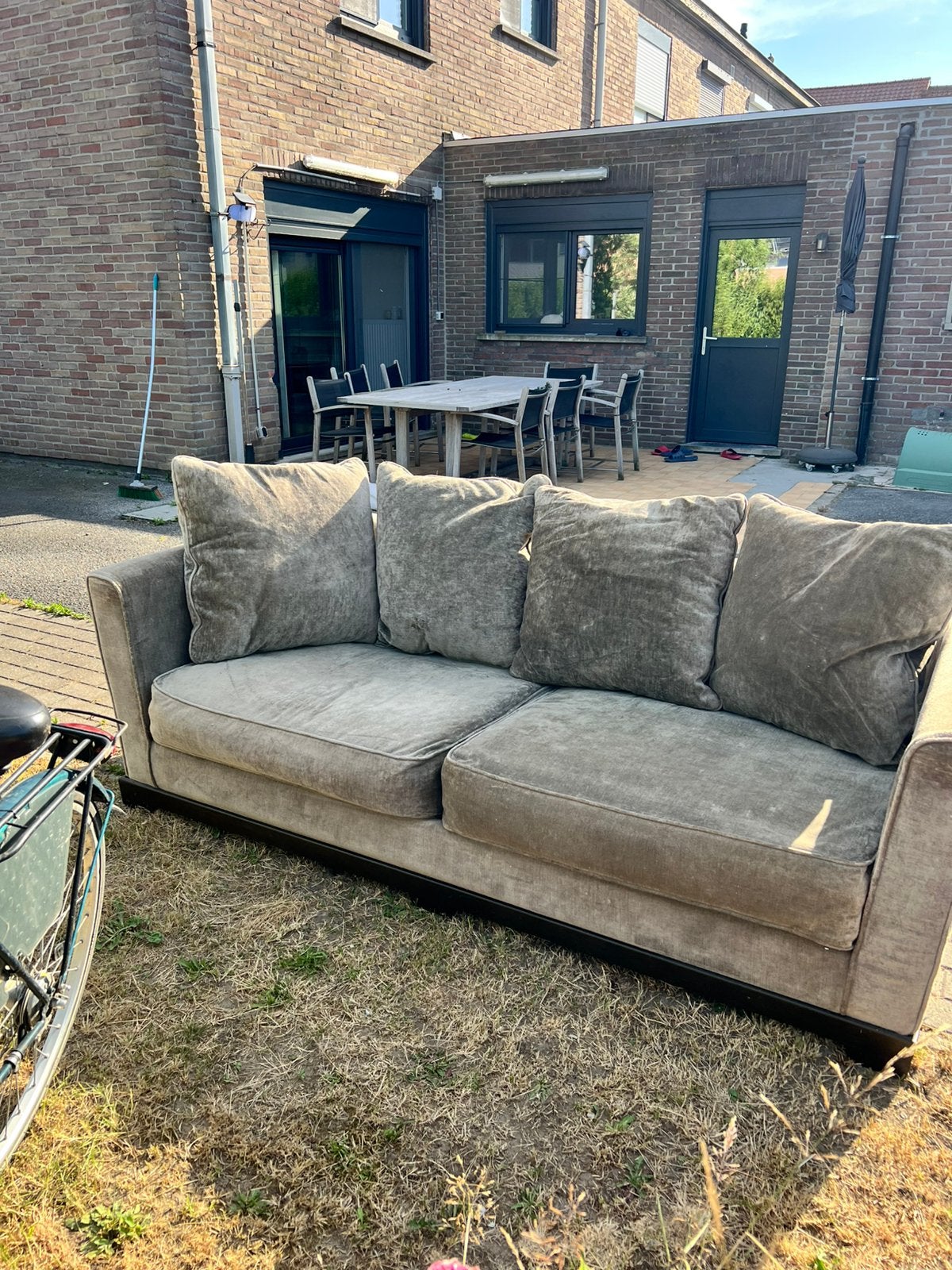 Zetel Promemoria, Ophalen, Zo goed als nieuw