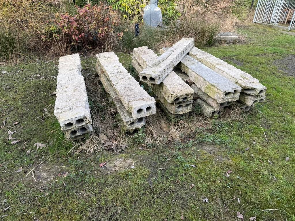 Te koop betonnen kanaalplaten, vloerplaten, plavuizen, Doe-het-zelf en Bouw, Ophalen, Gebruikt, Steen of Klei, 10 m² of meer