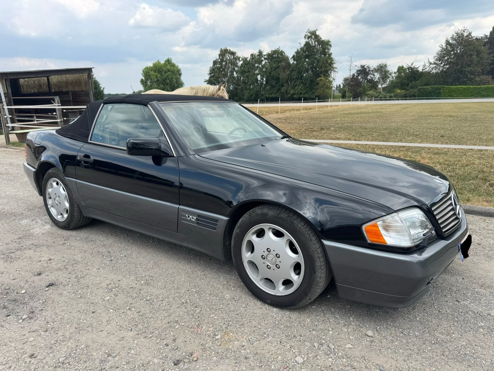 Oldtimer Mercedes SL600, Autos, Mercedes-Benz, Particulier, SL, ABS, Caméra de recul, Airbags, Air conditionné, Alarme, Apple Carplay