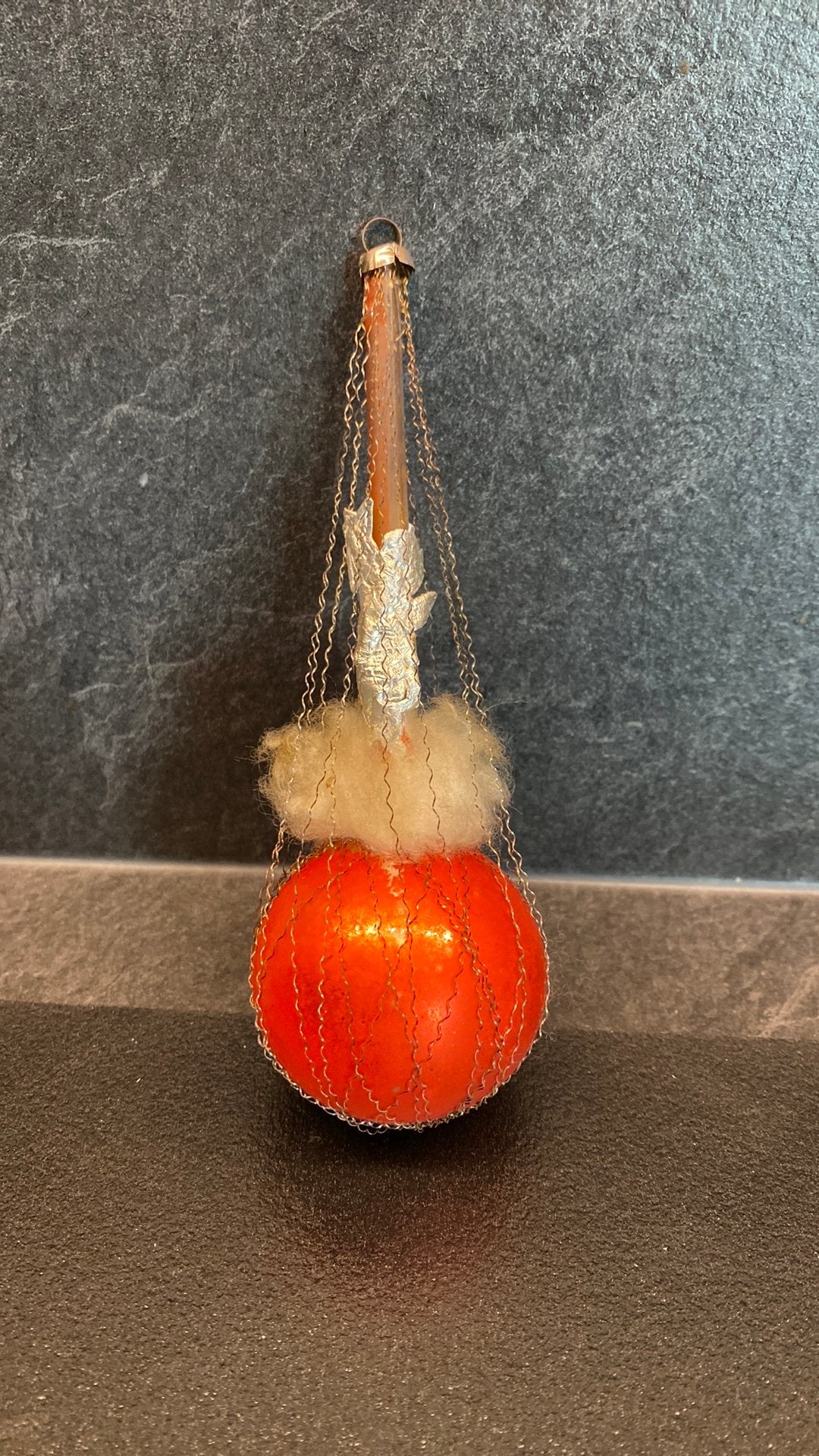 Antieke kerstbal met tinsel, Ophalen of Verzenden, Gebruikt