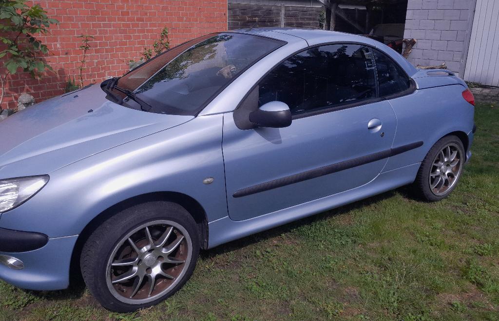 peugeot 206 cc, Autos, Argent ou Gris, Cabriolet, Boîte manuelle, Noir