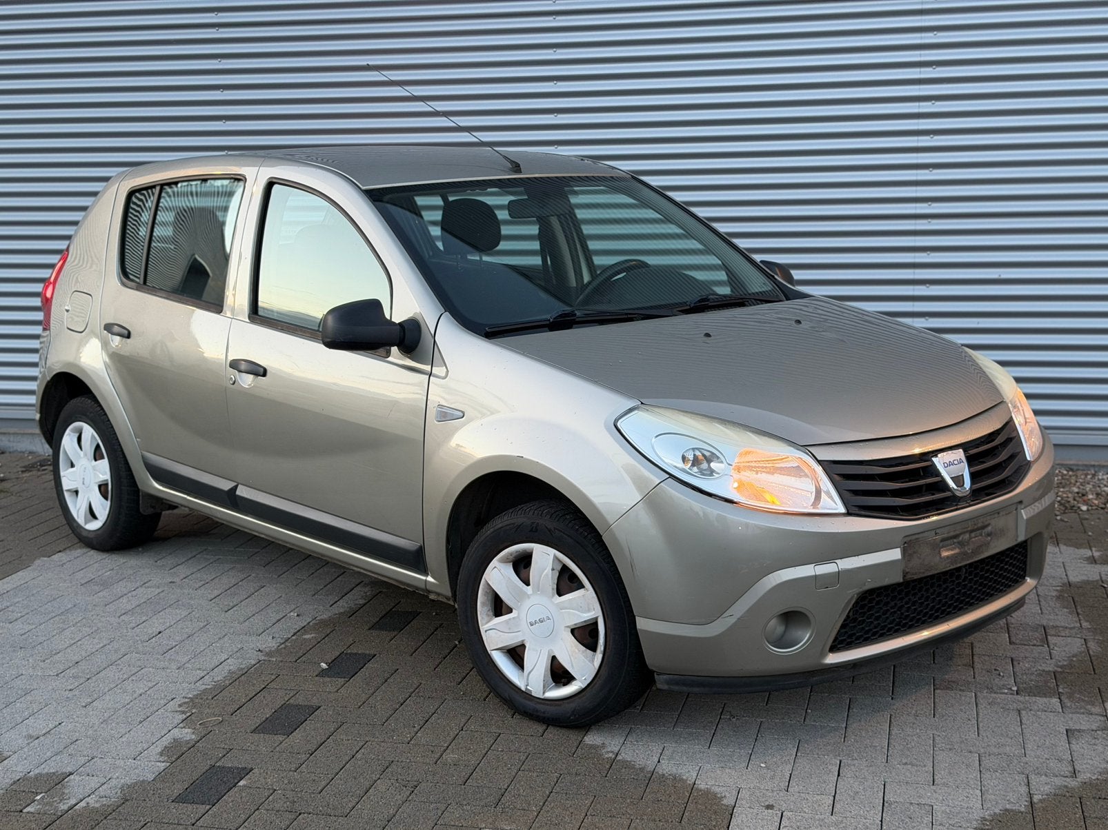 Dacia Sandero benzine heel mooie wagen, Auto's, Overige kleuren, Bedrijf, Handgeschakeld, Sandero