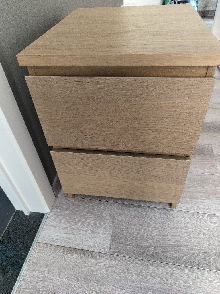 Nachtkastje, Huis en Inrichting, Slaapkamer | Nachtkastjes, Ophalen, Minder dan 45 cm, 55 tot 70 cm, Zo goed als nieuw