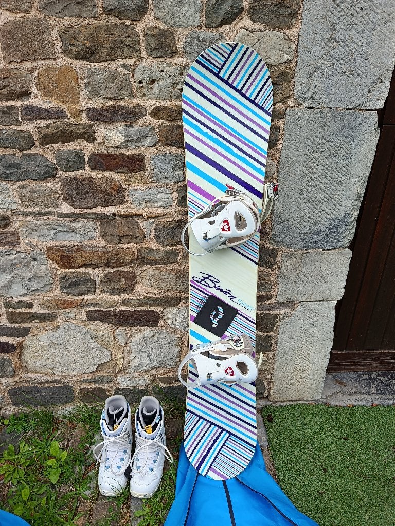 Plume de snowboard Burton et chaussures Burton, Sports & Fitness, Snowboard, Enlèvement, Utilisé, Planche