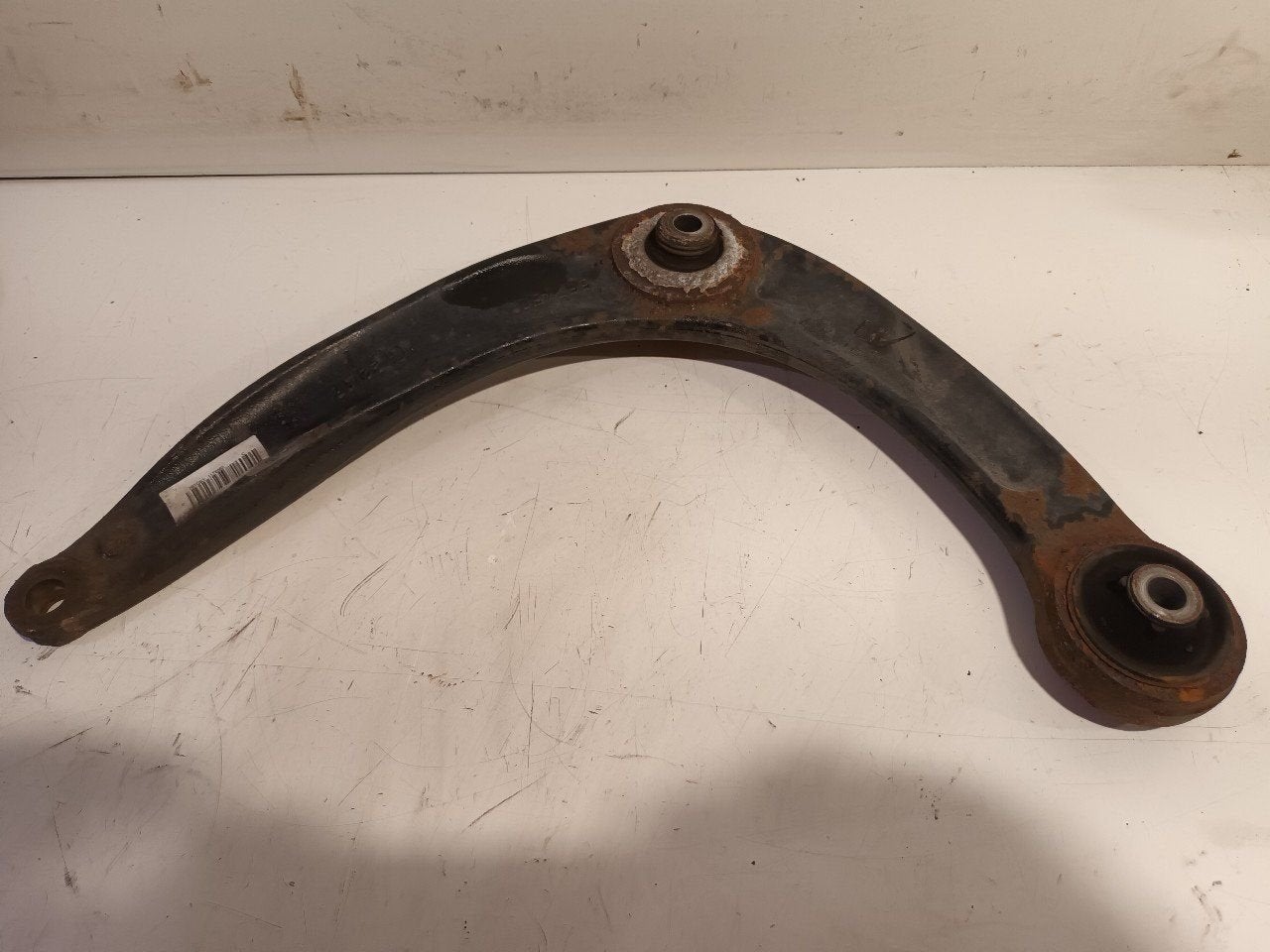 Draagarm links voor Citroën Berlingo, Onderdelen@venauto.nl, Van der Ven Autorecycling B.V., Gebruikt, Ettenseweg 76, 4706 PB Roosendaal, The Netherlands