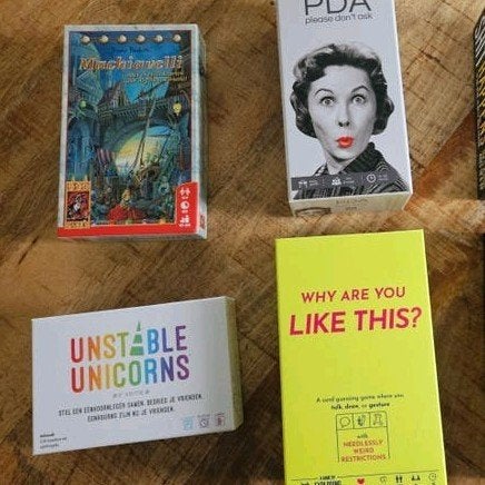 Diverse gezelschapsspellen party games, Ophalen of Verzenden, Zo goed als nieuw