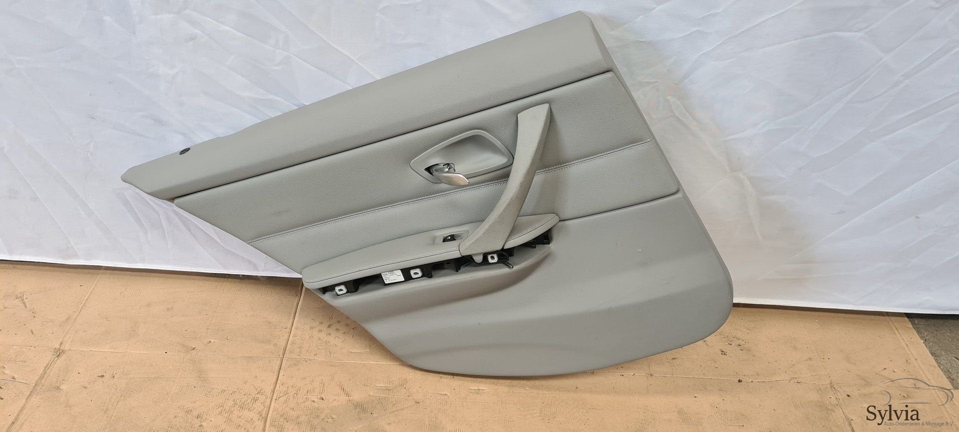 Deurpaneel links achter BMW 3 serie E90 E91 grijs leder 7150, Auto-onderdelen, Gebruikt, -, Deur, -