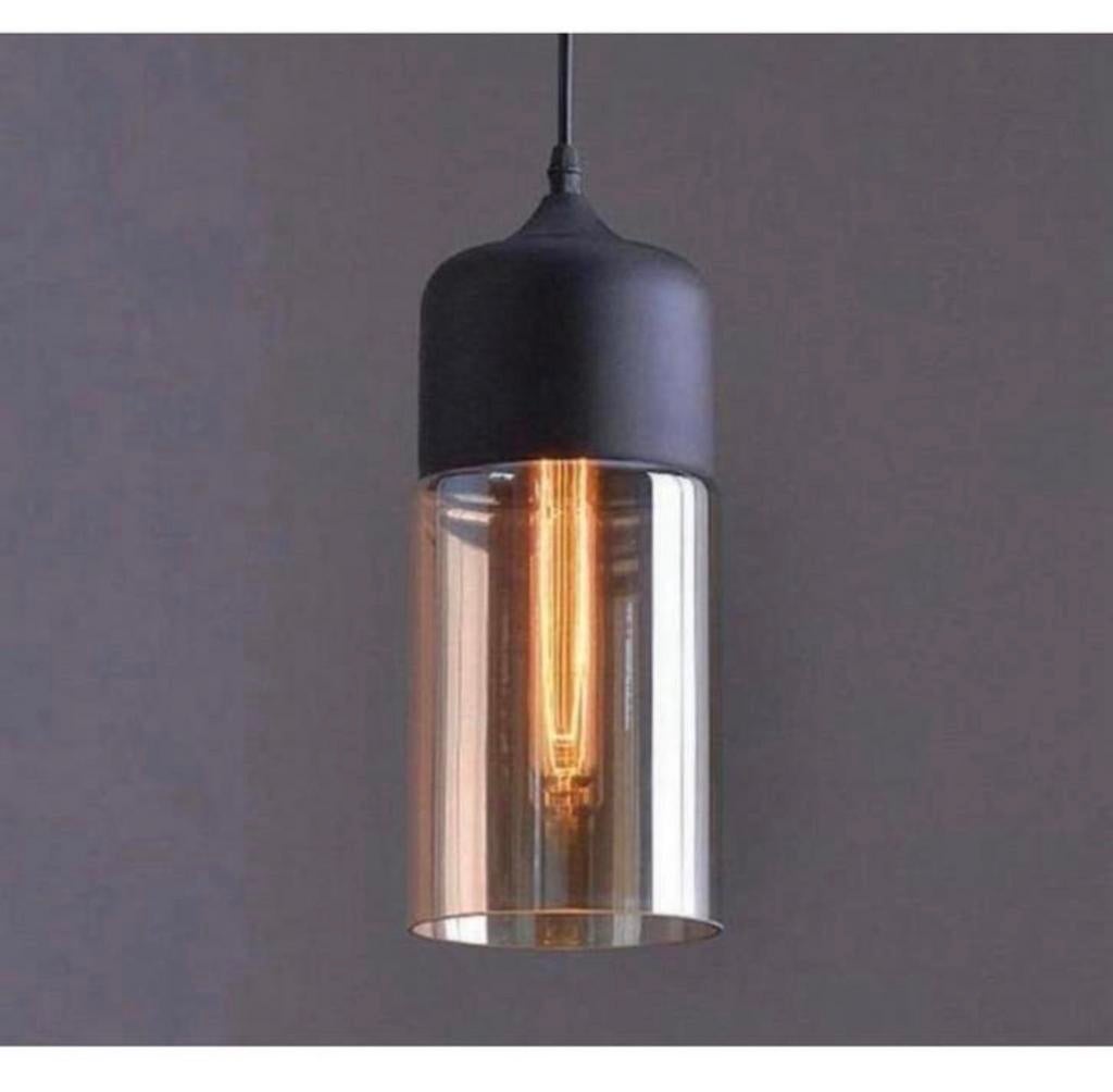 de lampe suspendue noir mat + verre ambré 29 cm long neufe, Maison & Meubles, Lampes | Suspensions, Enlèvement ou Envoi, Neuf