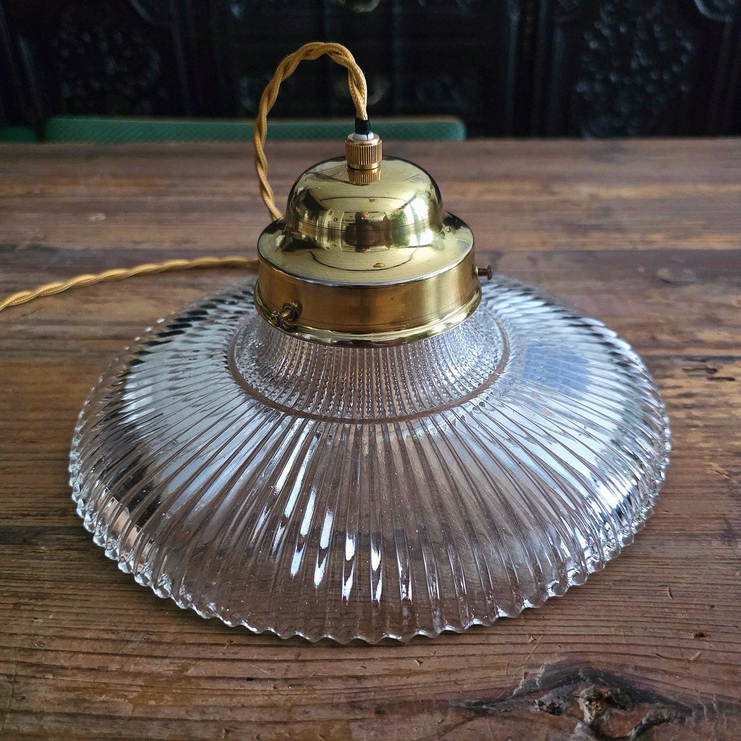 Vintage Art Deco Holophane prismatic glazen hanglamp., Ophalen of Verzenden