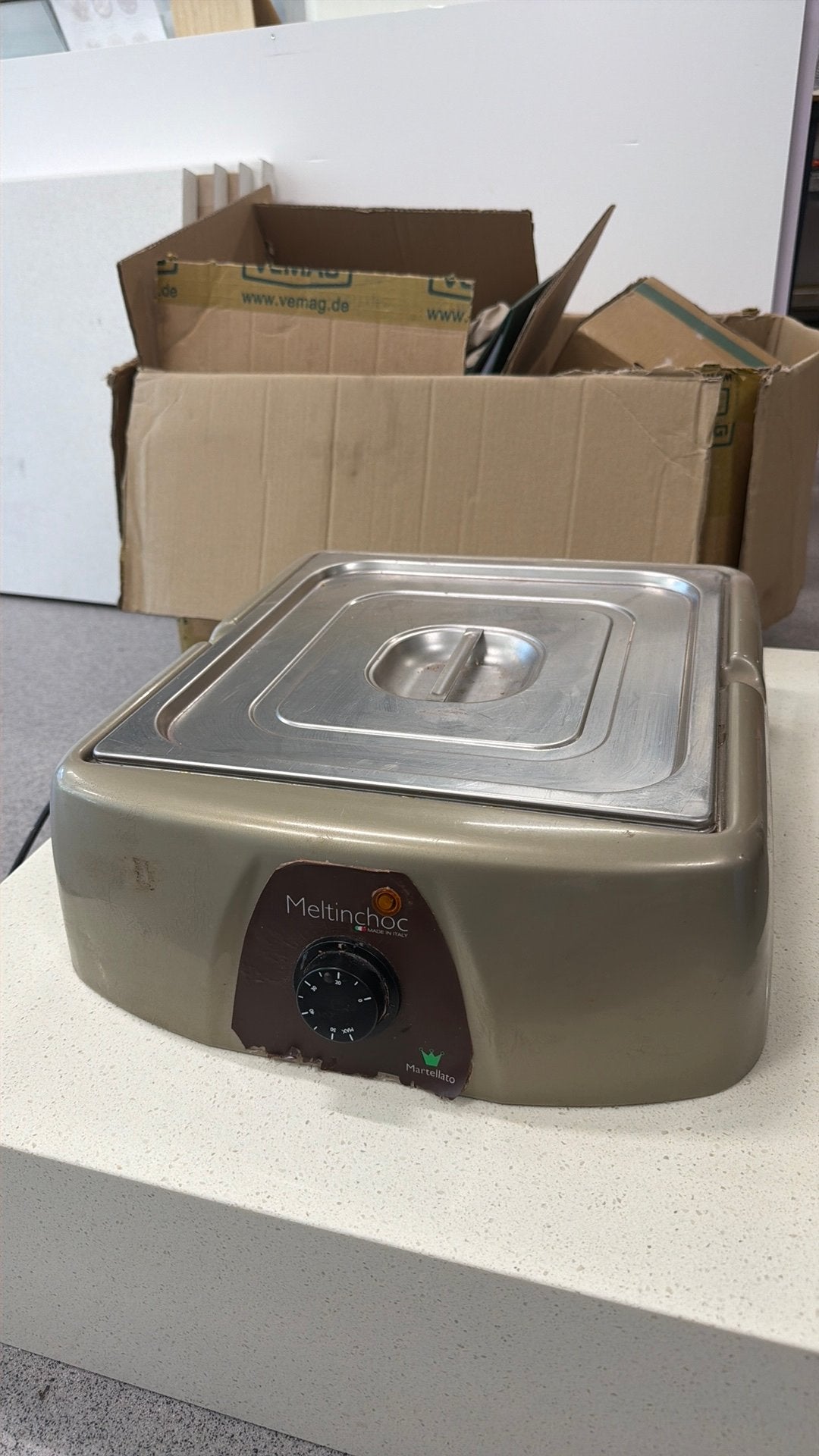 Fondoir pour chocolat MELTINCHOC 9 litres, Articles professionnels, Enlèvement