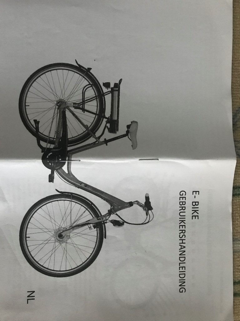 Vélo électrique pour femme, blanc et noir., Autres marques, Vitesses, Frein sur jante, Enlèvement