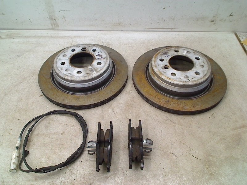 REMSCHIJFSET ACHTER met remblokken 3 serie (E90) (6855008), Gebruikt, BMW, Petuelring 130
80809  München, DE, Bayerische Motoren Werke AG