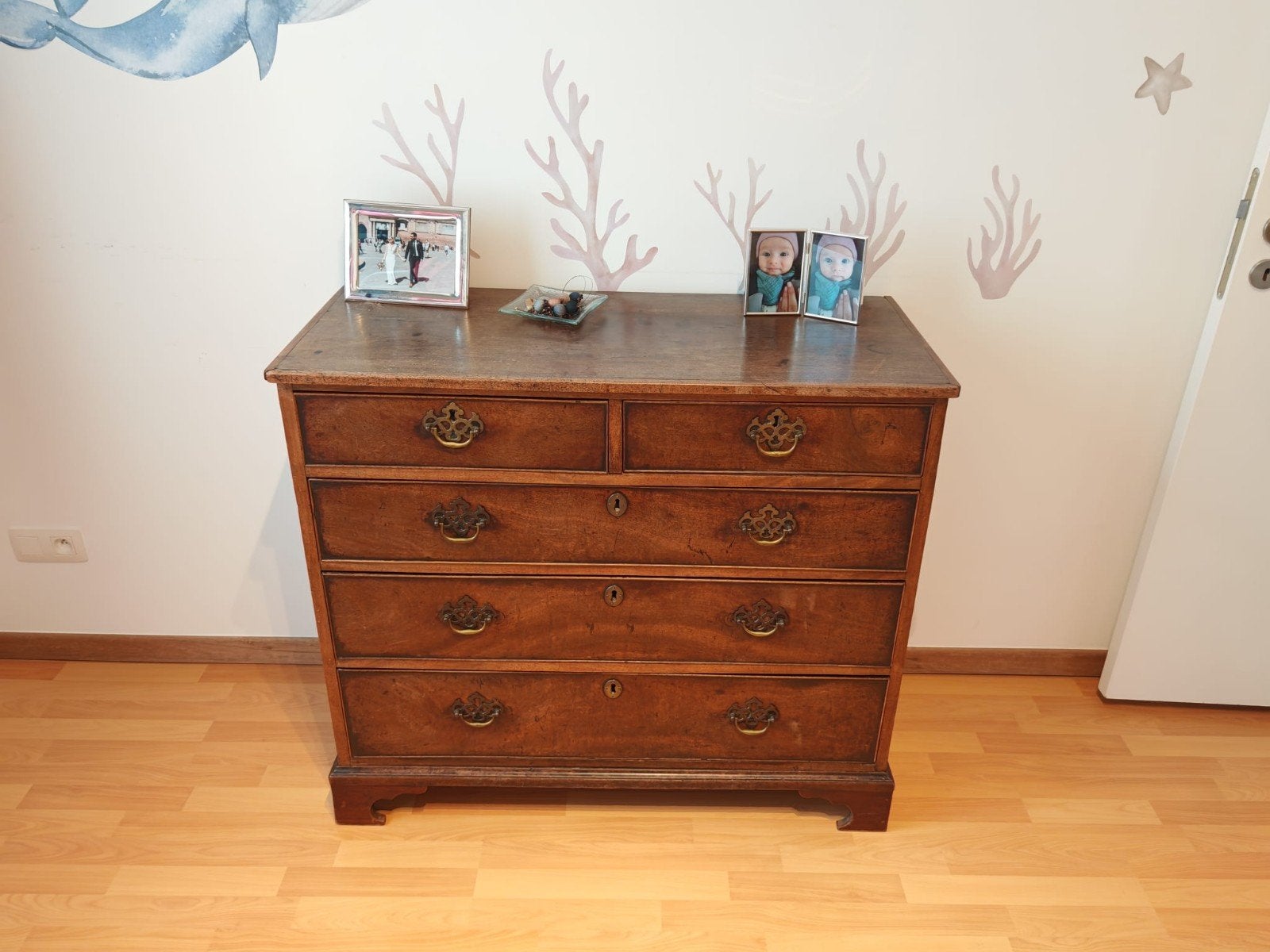 Antique wooden chest of drawers, Maison & Meubles, Enlèvement