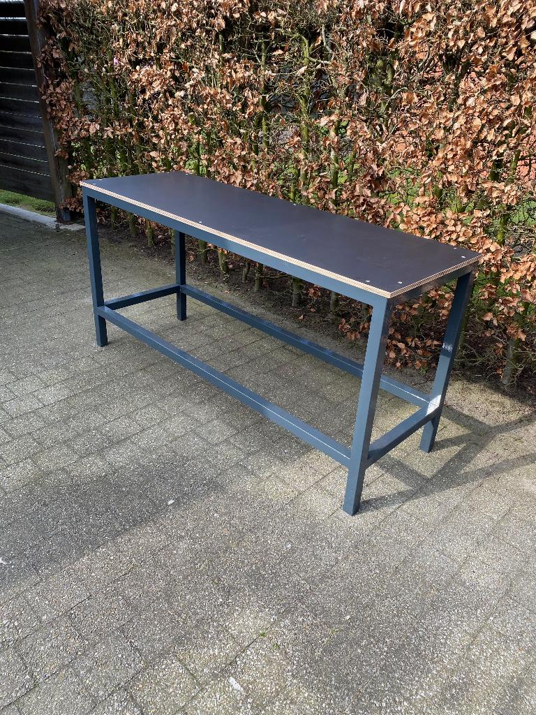 Werkbank met betonplex werkblad, Ophalen