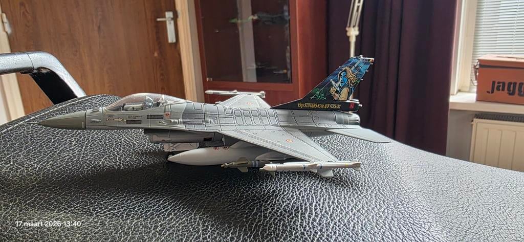 1:72, Jubileum F16, 2003, 85 jaar no.1 squadron., Hobby en Vrije tijd, Ophalen of Verzenden