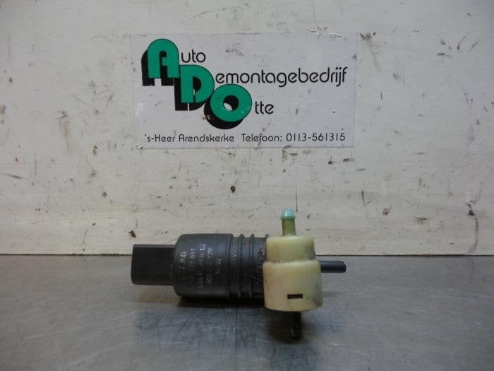 Pompe lave-glace avant d'un Skoda Fabia (Fabia 00-), -, 3 mois de garantie, Utilisé, Skoda
