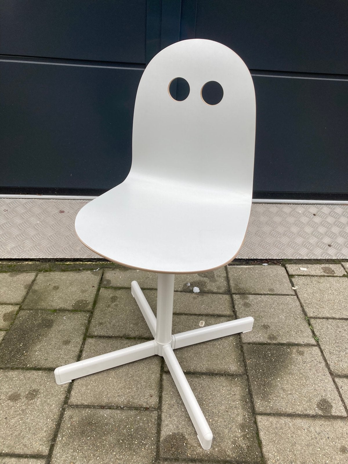 Te koop: zo goed als nieuwe stevige kinderstoel, Ophalen, Zo goed als nieuw