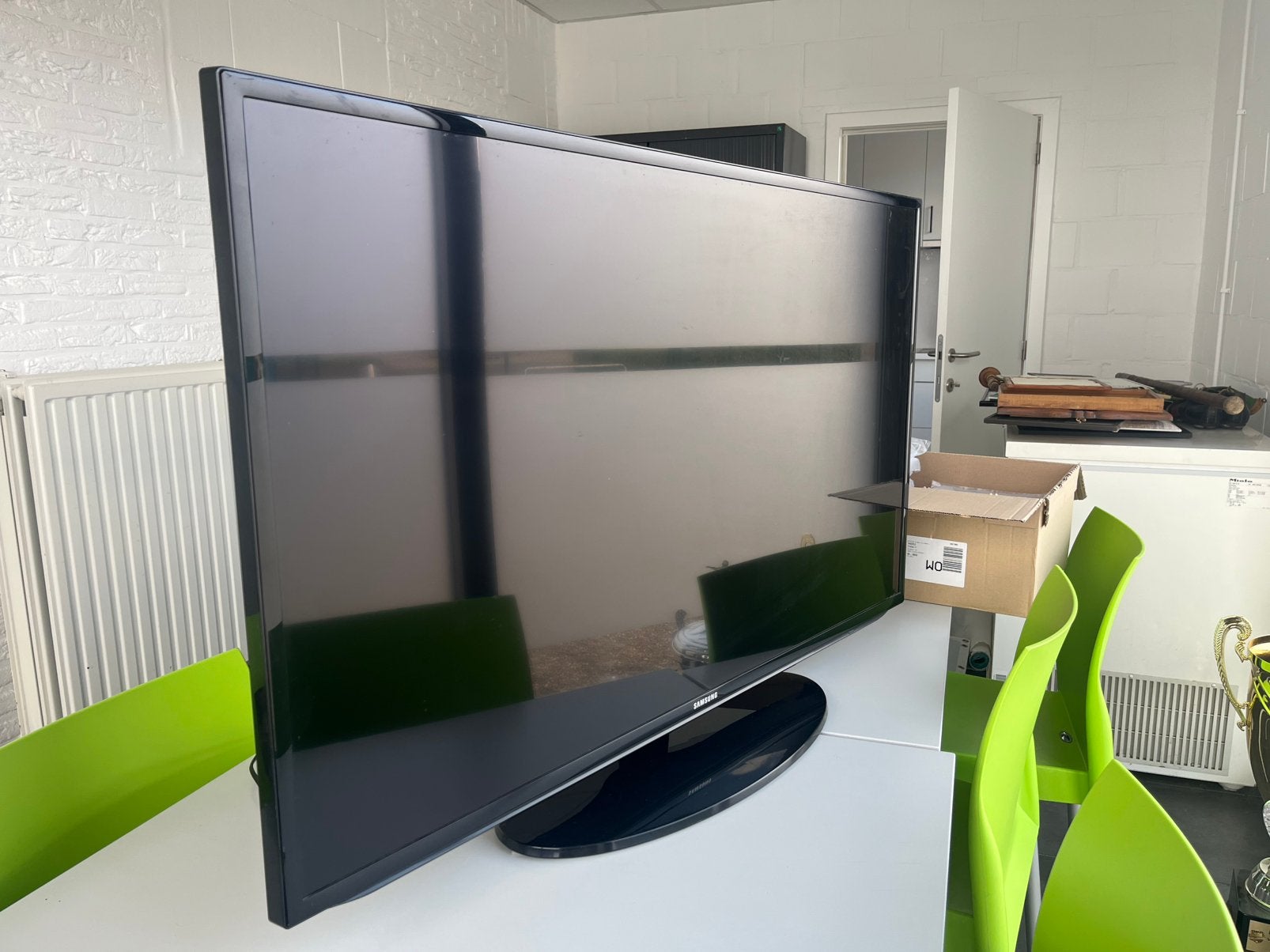 Samsung LED-televisie van 46 inch (117 cm), model UE46EH5000, TV, Hi-fi & Vidéo, Enlèvement, Utilisé
