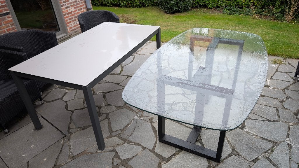 Tuintafel / eettafel (keuze uit 1 van de 2) – € 100, Tuin en Terras, Ophalen, Zo goed als nieuw, Rechthoekig, Overige materialen