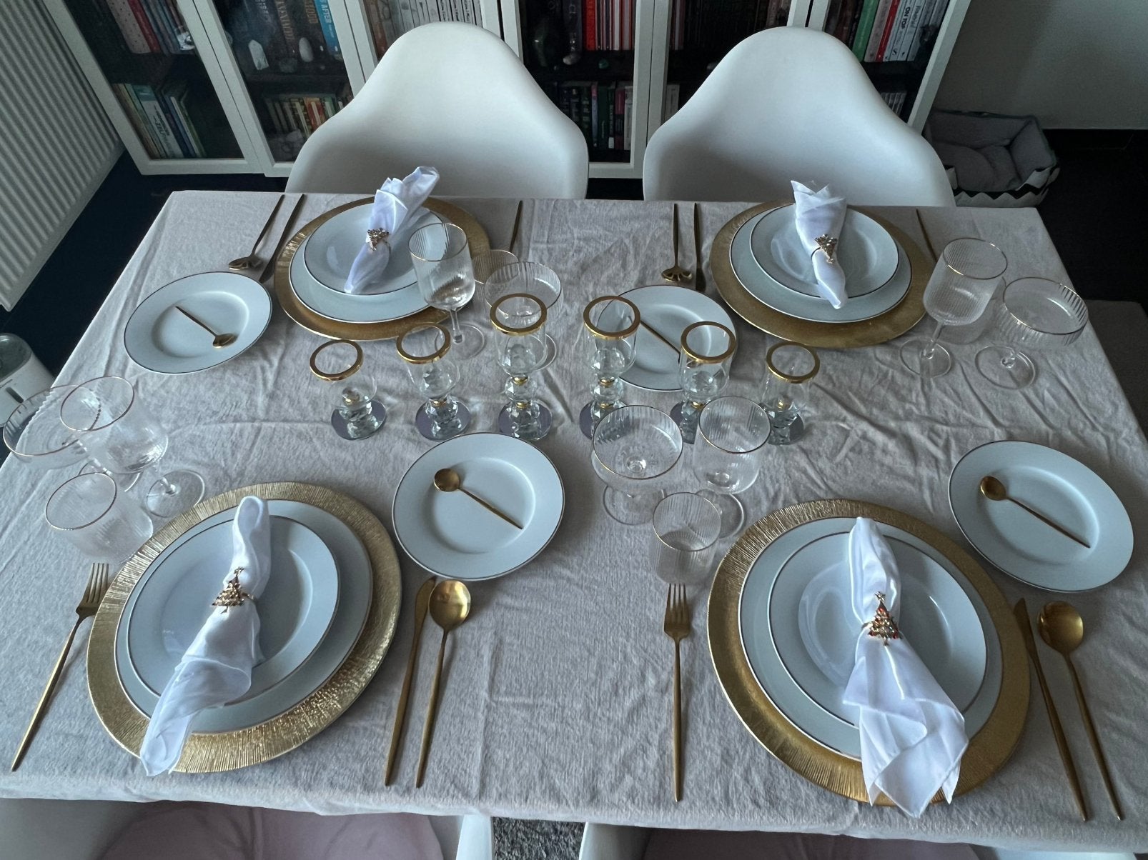 Elegante tafelservies, Maison & Meubles, Cuisine | Vaisselle, Assiettes(s), Poterie, Comme neuf, Enlèvement