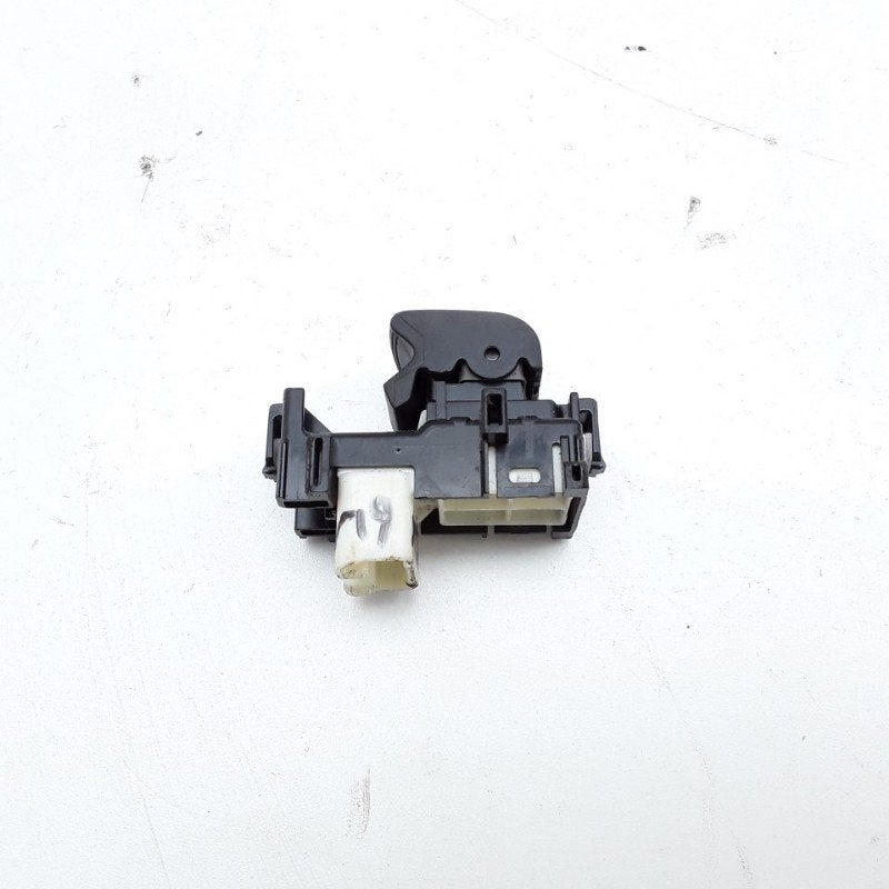 RAAMSCHAKELAAR Toyota RAV4 (A3) (01-2005/06-2013), Gebruikt, Toyota
