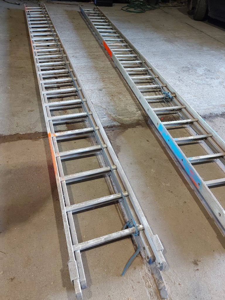 Uitschuifbare ladder, Doe-het-zelf en Bouw, Ophalen, Gebruikt, Ladder, Opvouwbaar of Inschuifbaar