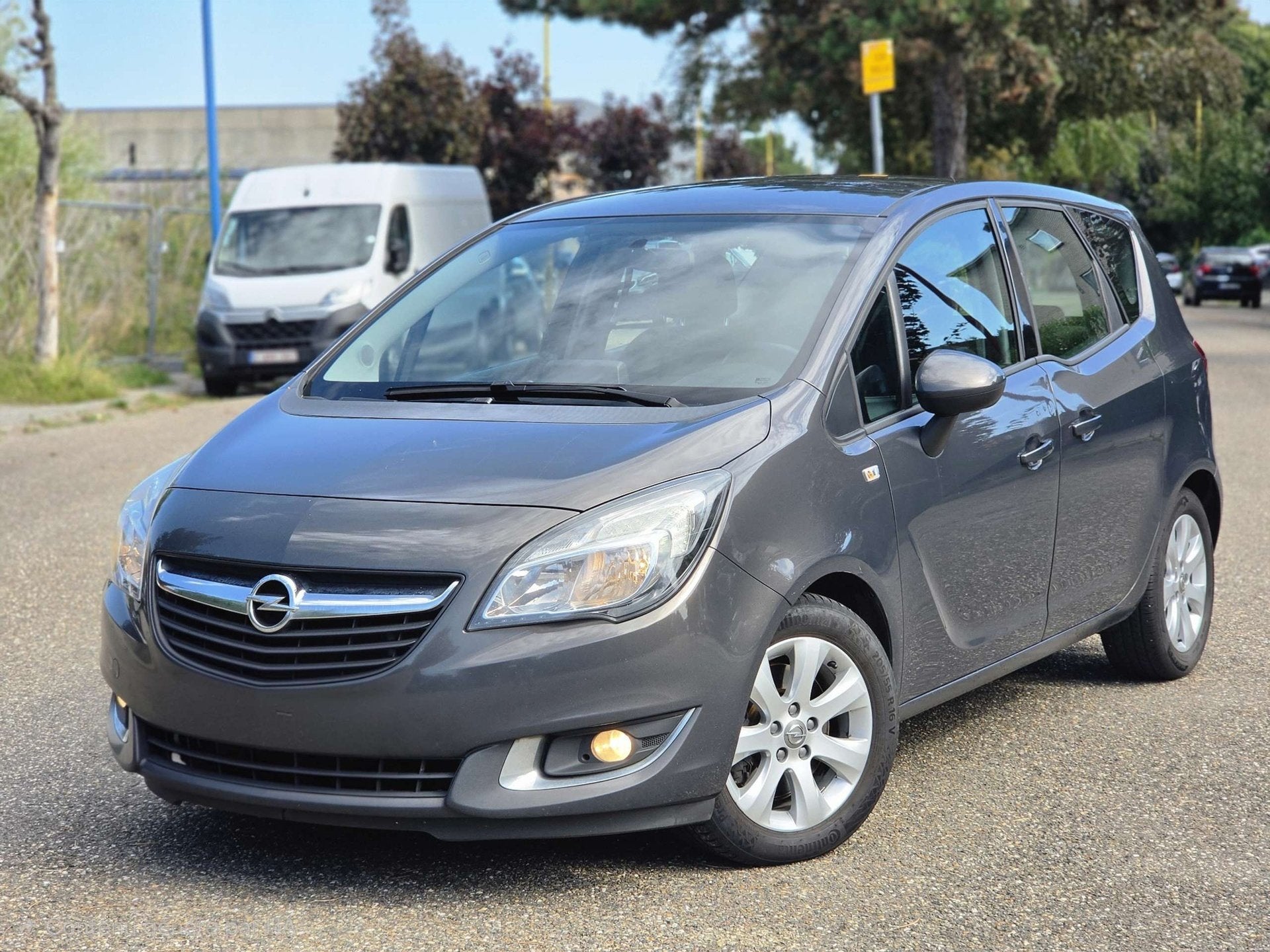 Opel Meriva Meriva 1.6 CDTi EURO 6B CARNET D’ENTRETIEN COM, Auto's, Dealer onderhouden, Gebruikt, Bedrijf, 5 deurs