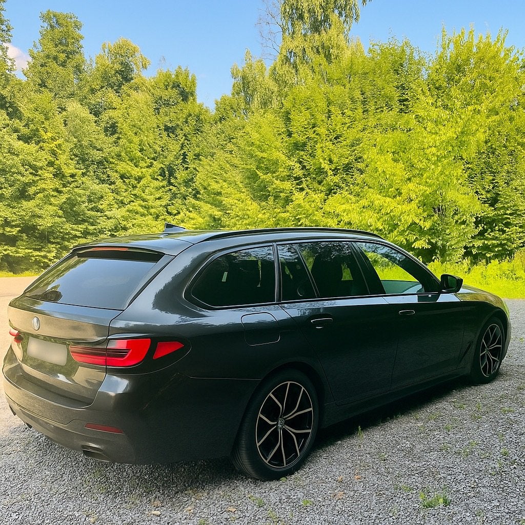 BMW 520d Touring-pakket M xDrive, Auto's, BMW, Automaat, 4 cilinders, Regensensor, Alcantara