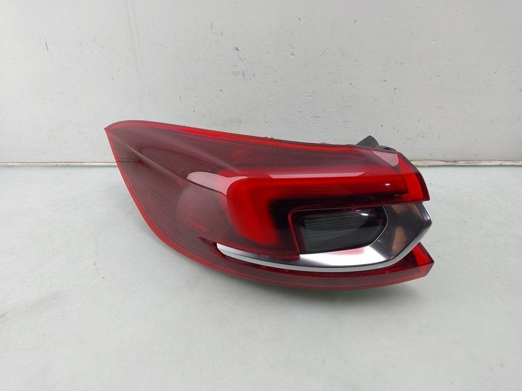 FEU ARRIÈRE GAUCHE Insignia Sports Tourer (|39099122|), Opel, Opel Automobile GmbH, Utilisé, Kontakt-opel@opel.com