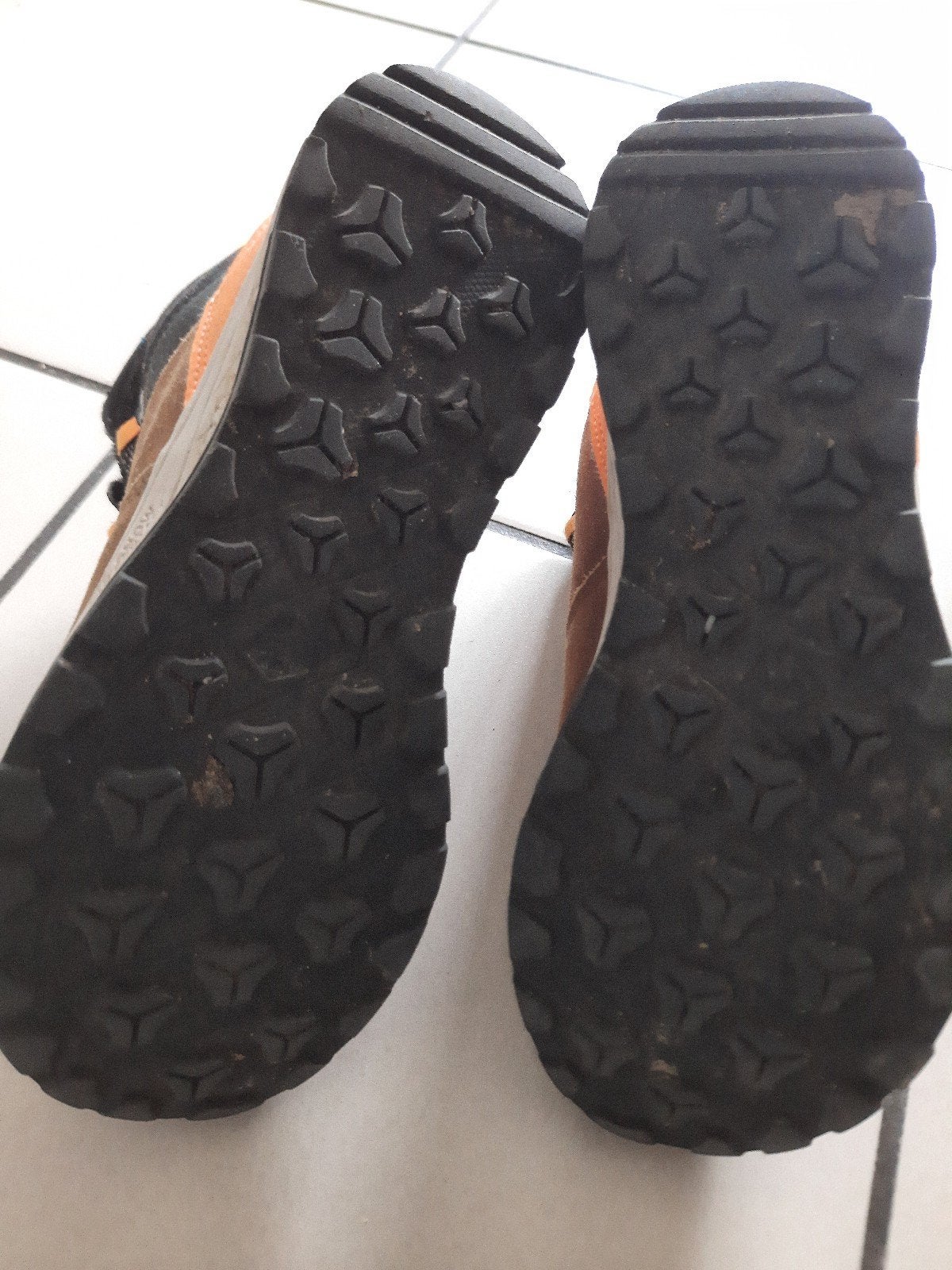 Chaussures garçon taille 34 waterproof de chez décathlon, Kleding | Dames, Schoenen