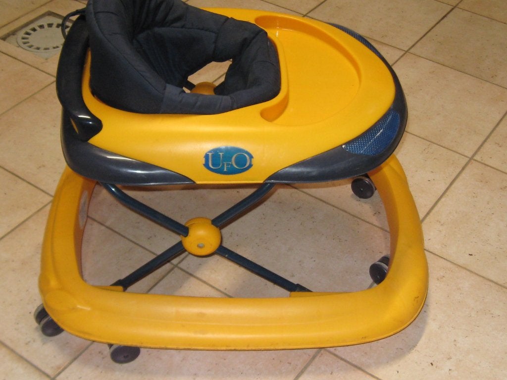 trotteur bébé, Ophalen