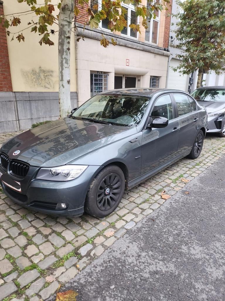 BMW 320d - 2009 - 230.000 km (elektrisch schuifdak), Auto's, BMW, Particulier, Ophalen