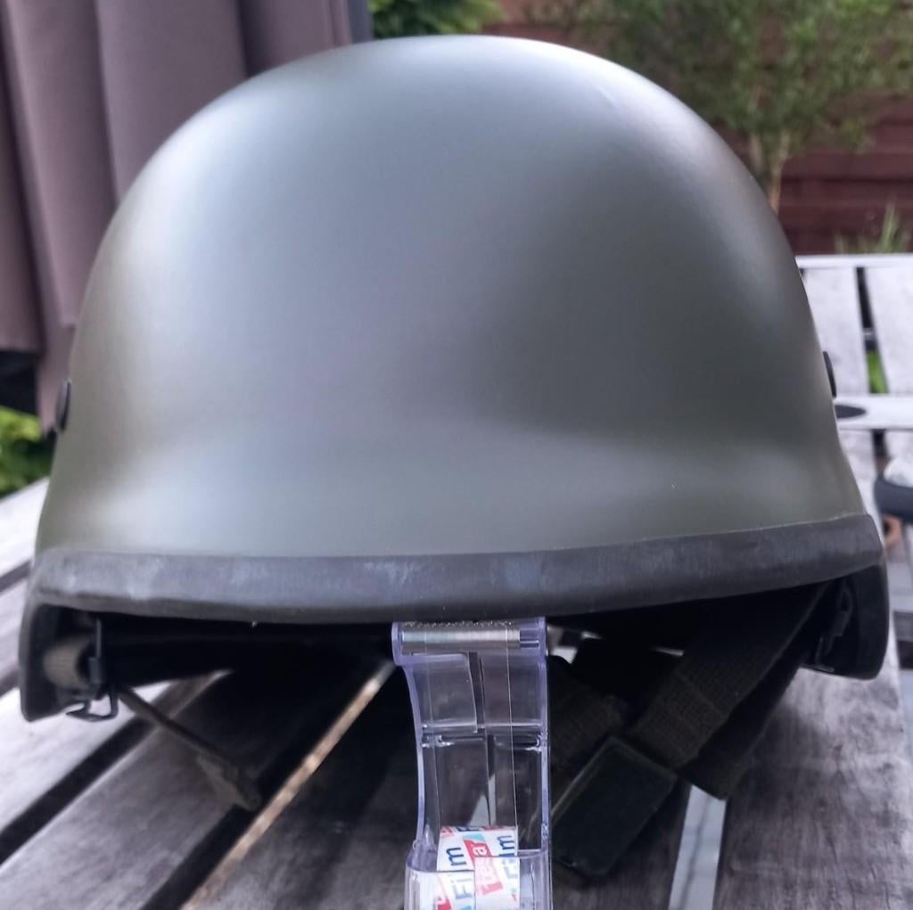 ABL Militaire Kevlar Helm Schubert, Verzamelen, Ophalen of Verzenden, Landmacht