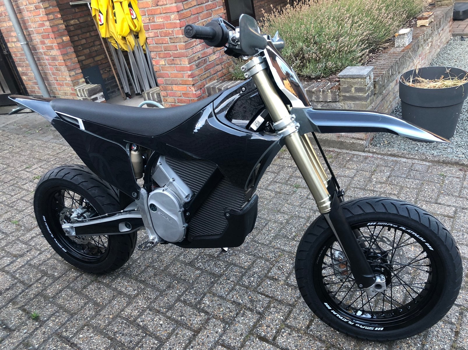 Stark Varg vanaf 12490 euro, rijbewijs A1, Nieuw, Bedrijf, Enduro, Minimaal motorrijbewijs A1
