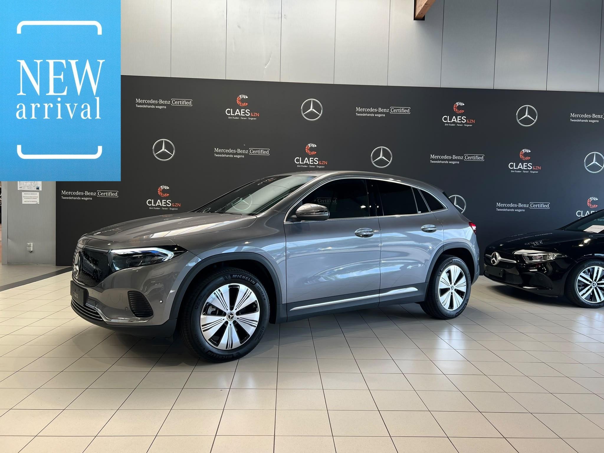 Mercedes-Benz EQA 250+ Business Line DOSSIER 9150, Auto's, Stof, Gebruikt, 5 deurs, 140 kW