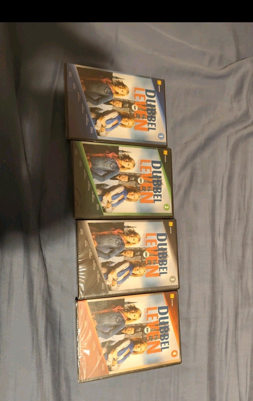 Dvd's dubbel leven 1 2 3 4 nieuw ongeopend, Ophalen, Nederlands, Seizoen 1, Nederlands