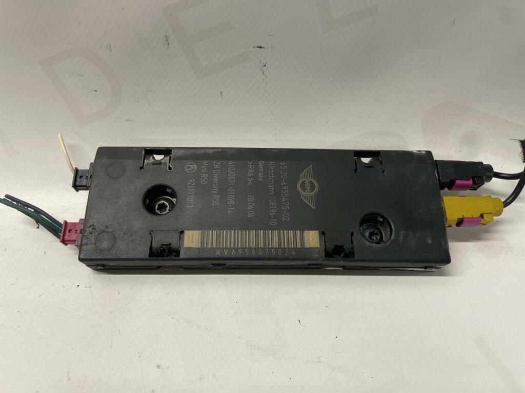 Antenneversterker Mini R50 ('01-'06) 65206955475-02, Auto diversen, Autoradio's, Ophalen of Verzenden, -, -, -