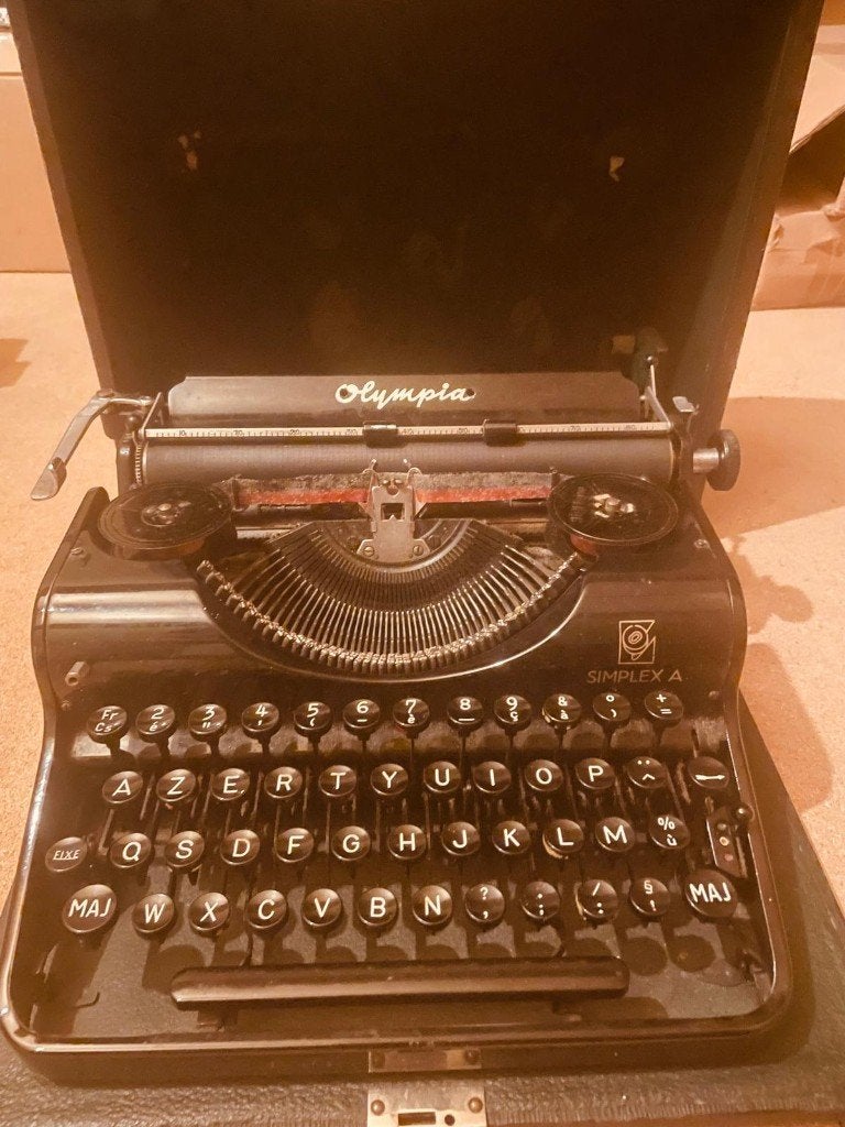 Machine à écrire Olympia Simplex A ancienne des années 30, Enlèvement