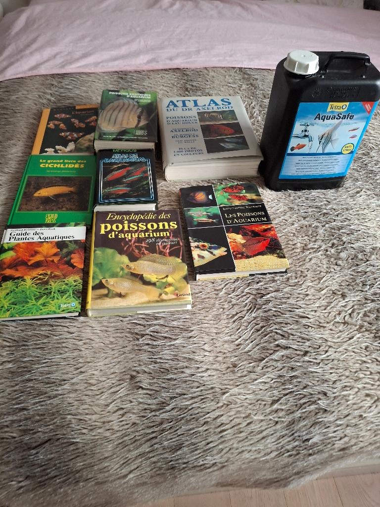 AQUARIUM JUWEL 100LITRES 3ANS AVEC NOMBREUX ACCESSOIRS, Enlèvement, Comme neuf