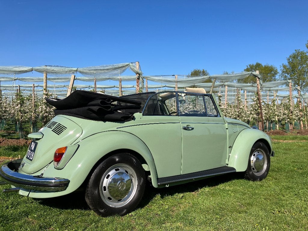 Volkswagen kever cabriolet, Auto's, Zwart, Cabriolet, Volkswagen, Handgeschakeld