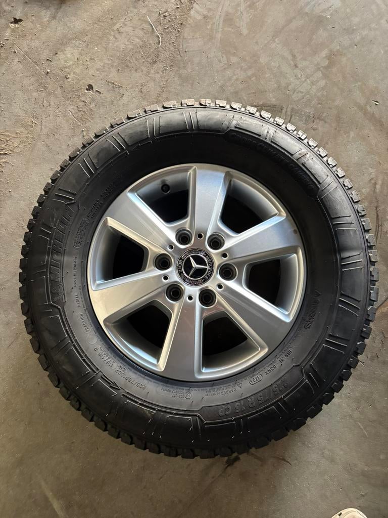 4 nieuwe camper banden 225/75  R. 16 CP cross climate camper, Auto-onderdelen, Banden en Velgen, 16 inch, Banden en Velgen, Nieuw