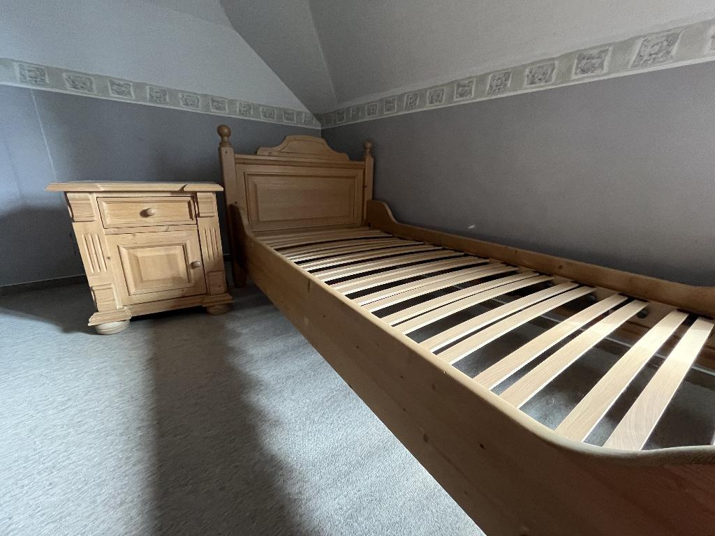 Slaapkamer (incl. kleerkast, nachtkastje en spiegel), Huis en Inrichting, Slaapkamer | Complete slaapkamers, Ophalen, Gebruikt