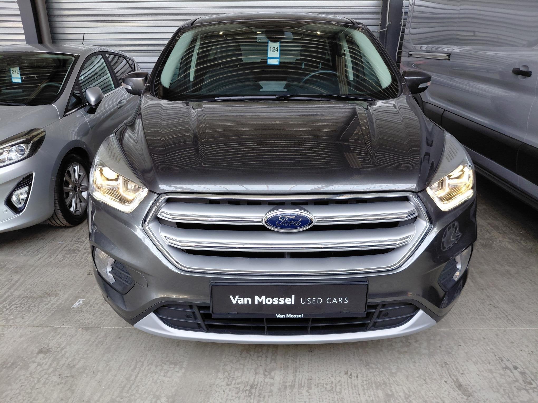 Ford Kuga 1.5i EcoB. 110kW S/S Business Ed.+, Auto's, Ford, Voorwielaandrijving, Stof, 4 cilinders, Automatische klimaatregeling