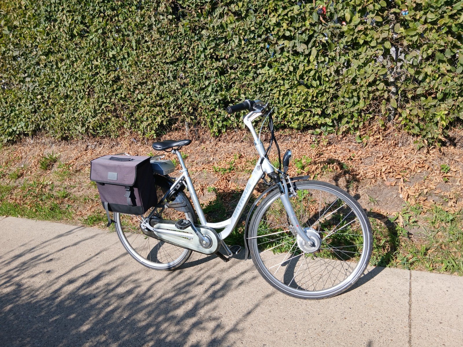 2in1 e-bike en stadsfiets in prima staat recente batterij, Enlèvement, Utilisé, Batavus