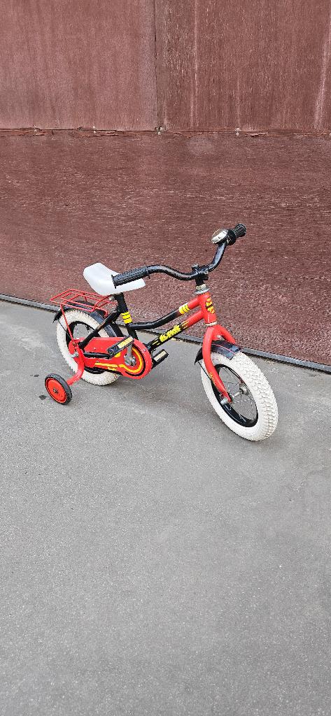 fiets met zijwieltjes,klein trampoline, en meer (zie foto's, Enlèvement, Utilisé