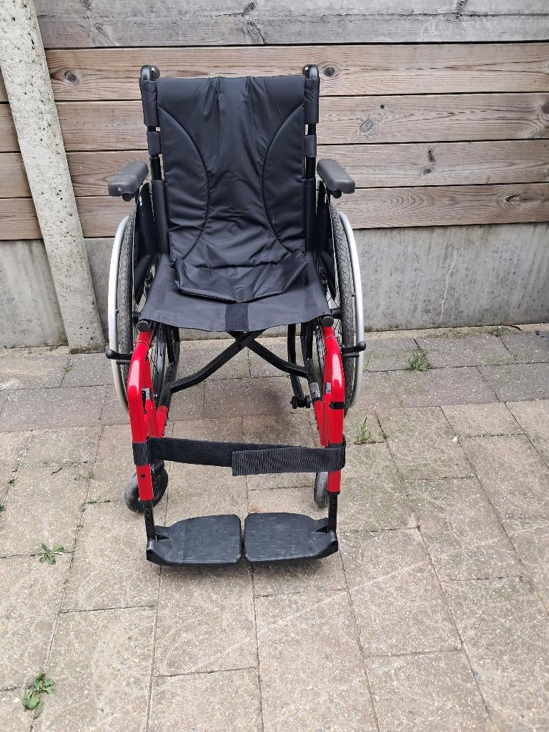 Chaise roulante pliable kuschall, Diversen, Rolstoelen, Ophalen, Zo goed als nieuw, Duwrolstoel