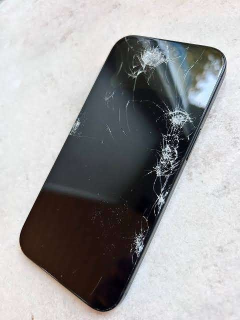 RÉPARATION DE TÉLÉPHONES, Télécoms, Enlèvement ou Envoi, Reconditionné, 1 TB, IPhone 16