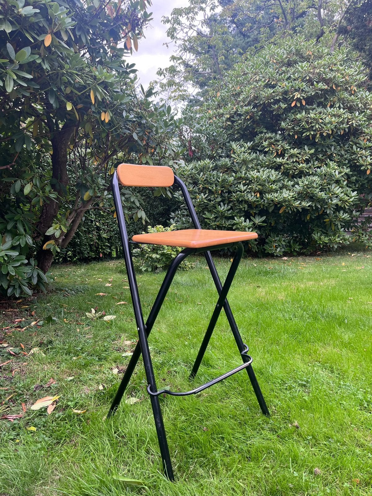 Tabourets hauts pliables, 4 tabourets, Enlèvement, Comme neuf, Bois