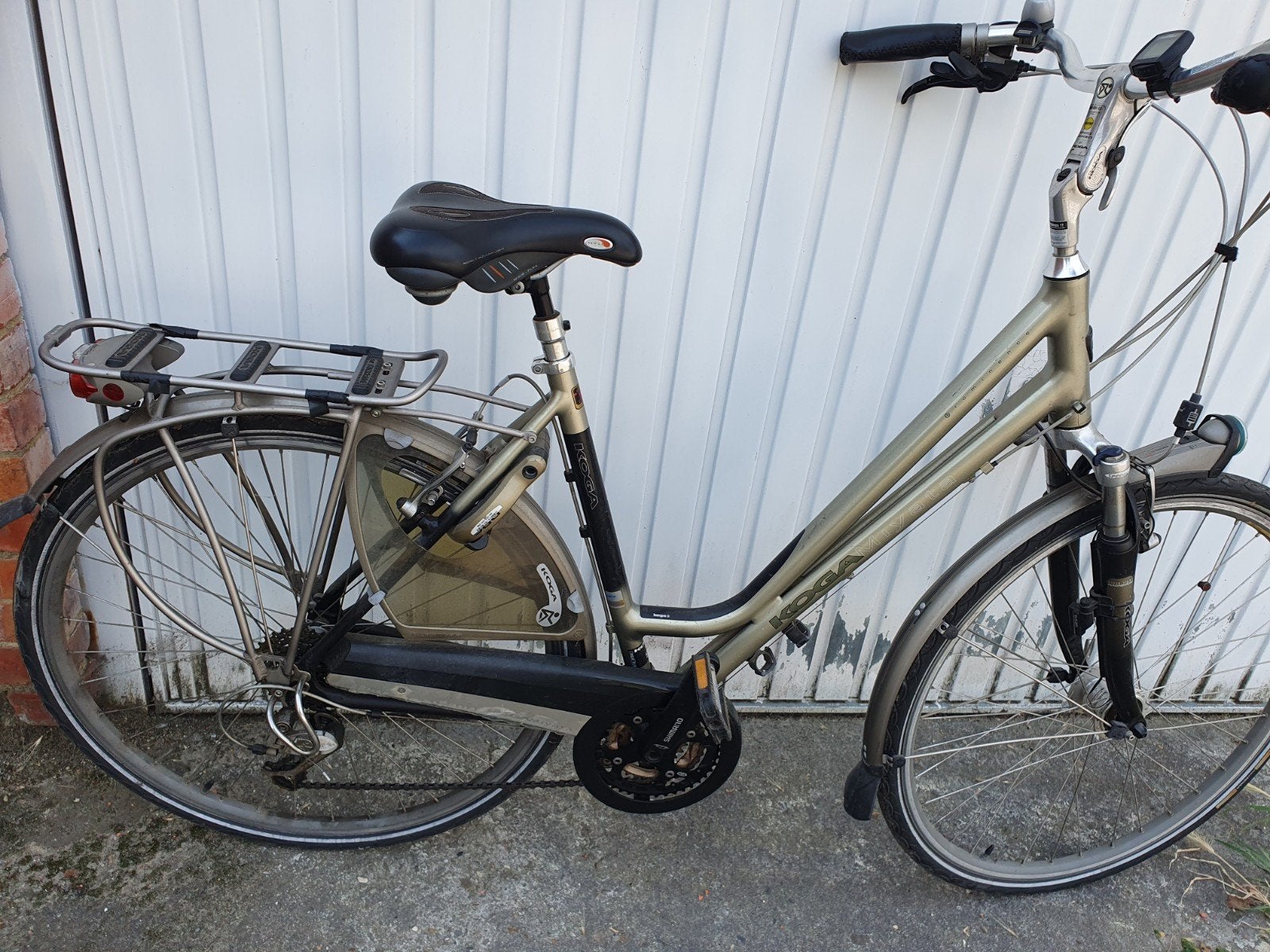 Dames fiets, Ophalen
